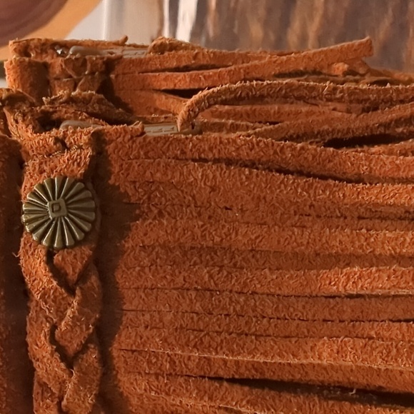 Minnetonka suede moccasin fringe booties women's 7 - Picture 7 of 11